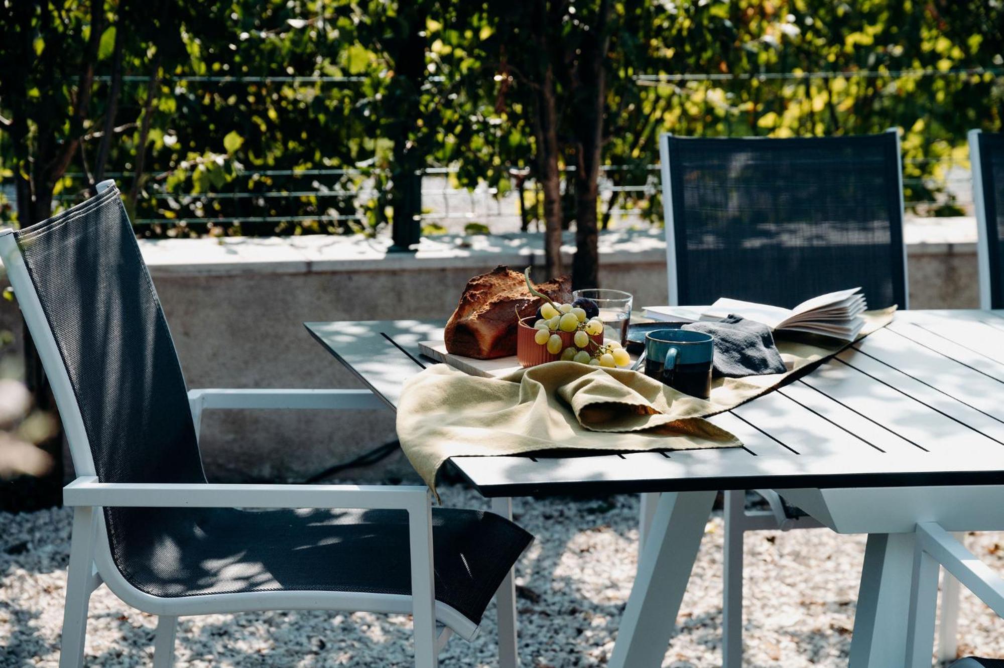 La Villa D'Helene 2 - Chambres D'Hotes Bnb Et Appartements - Cluses Exteriör bild